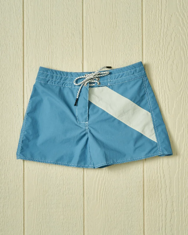 Women's Elegant ShortsWomen's Laguna Board Short in Mid-Blue