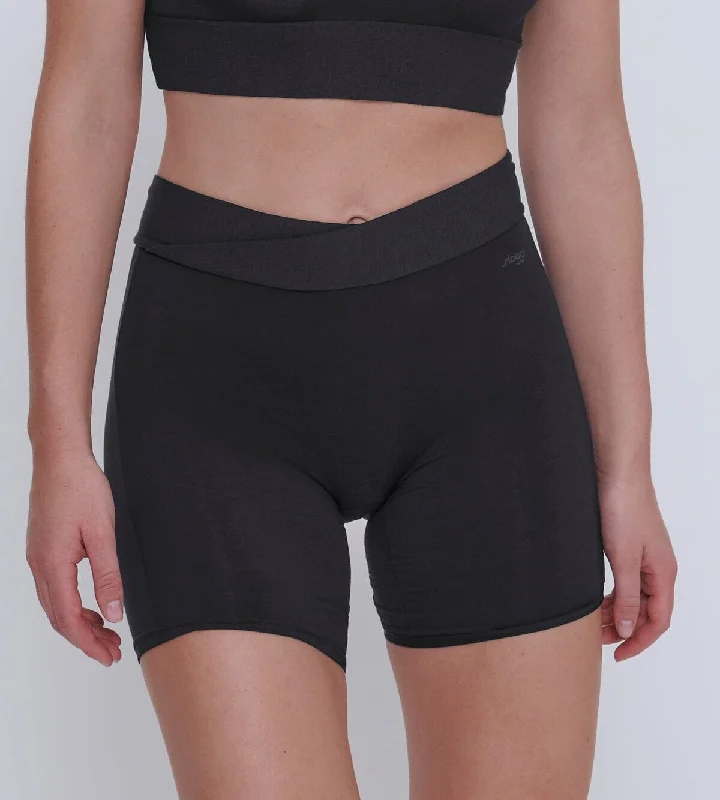 plus-size lace panties with a high-waisted design for all-day comfortSloggi - Go Allround Cyclist - 0004 Black