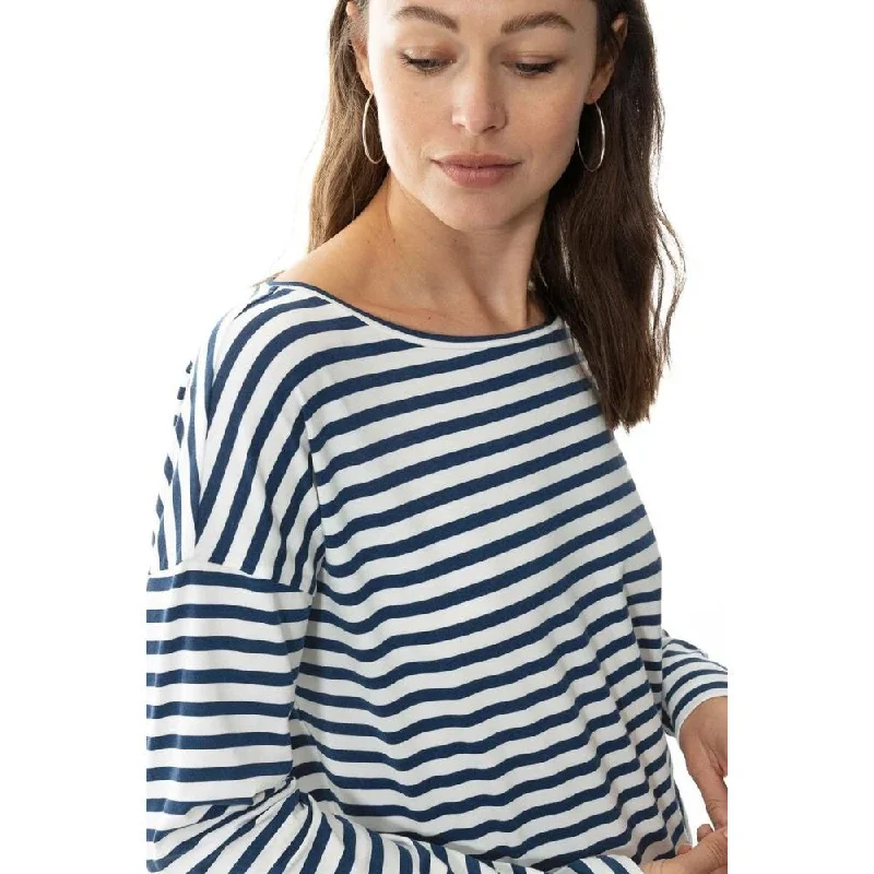 women's pajamas with a subtle shimmerT-shirt long sleeve 17632