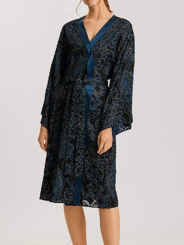 women's pajamas with a charming floral patternHanro Marlene Sheer Damask Kimono