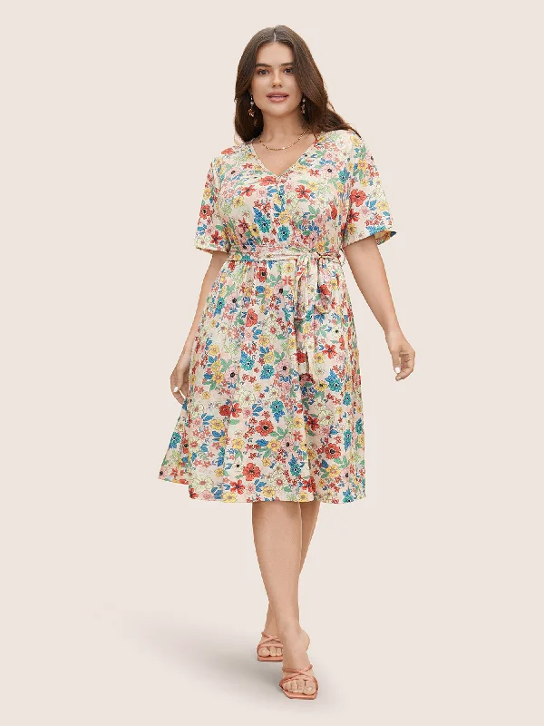 Women's Mandarin Collar DressesFloral Overlap Collar Belted Pocket Dress