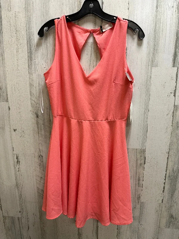 Women's Low-Neck DressesPink Dress Casual Short Altard State, Size M