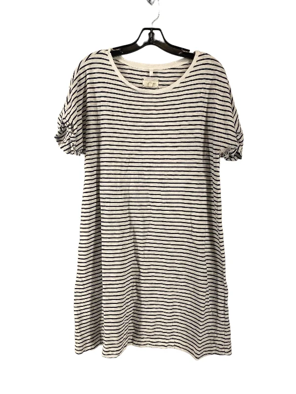 Women's Shirt Collar DressesStriped Pattern Dress Casual Short Lou And Grey, Size L